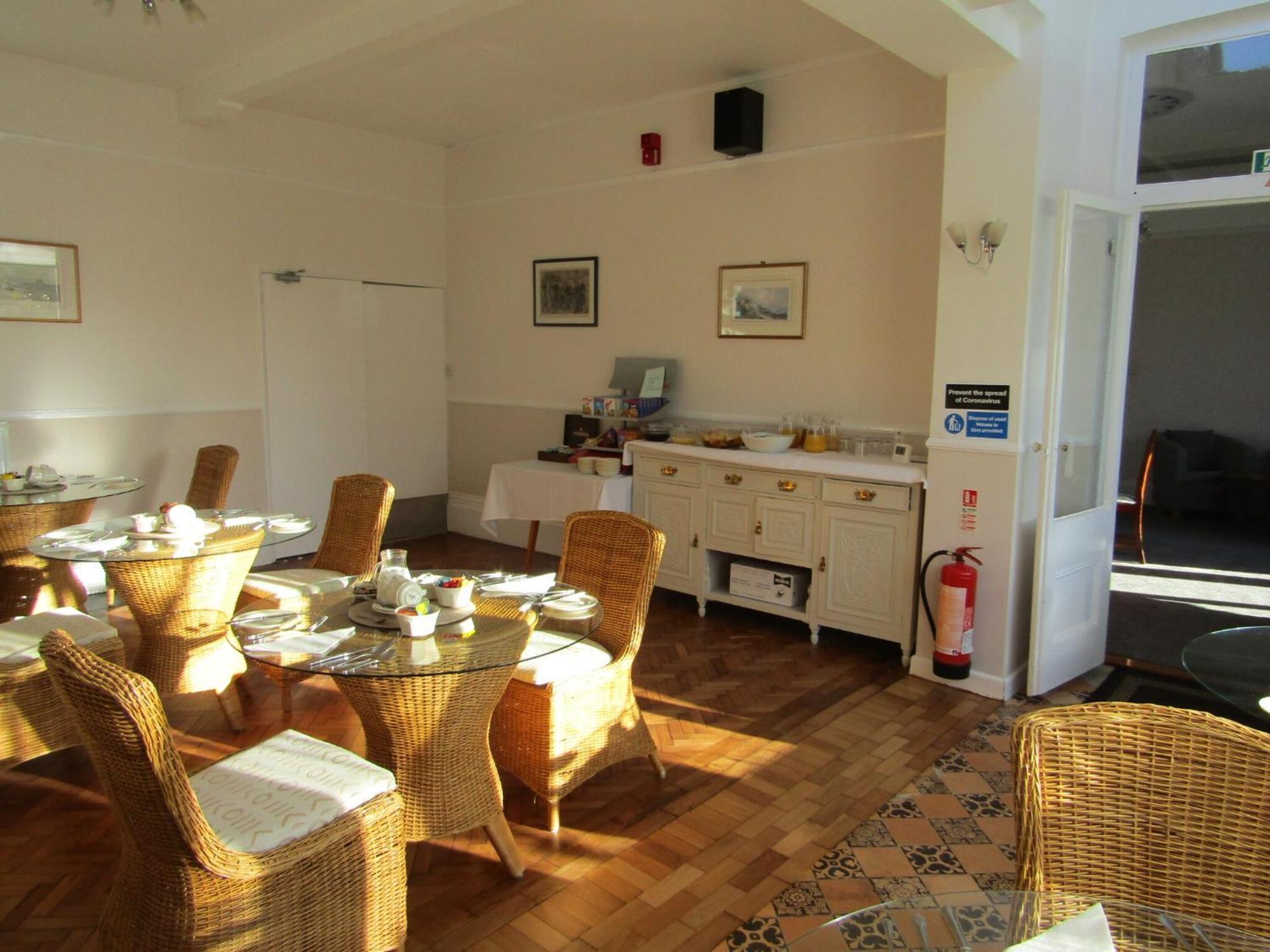 Hotel St Maur Ventnor Exterior foto